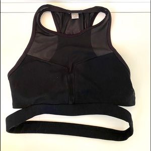 MOVING SALE ‼️Sports bra